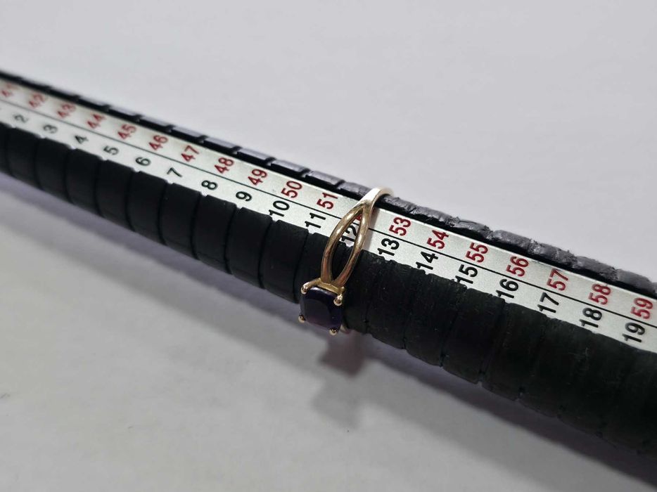 Дамски пръстен 9К 375 / 1,07 гр.