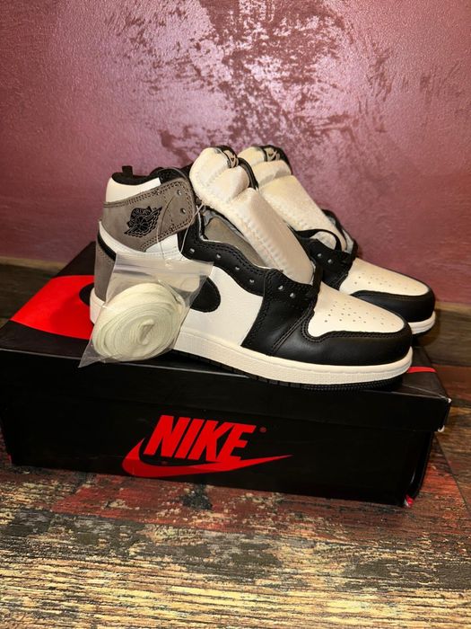 Jordan 1 high sneakers maro