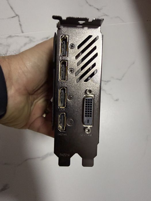 Placa video GIGABYTE GeForce GTX 1070 Ti GAMING OC 8GB GDDR5 256-bit