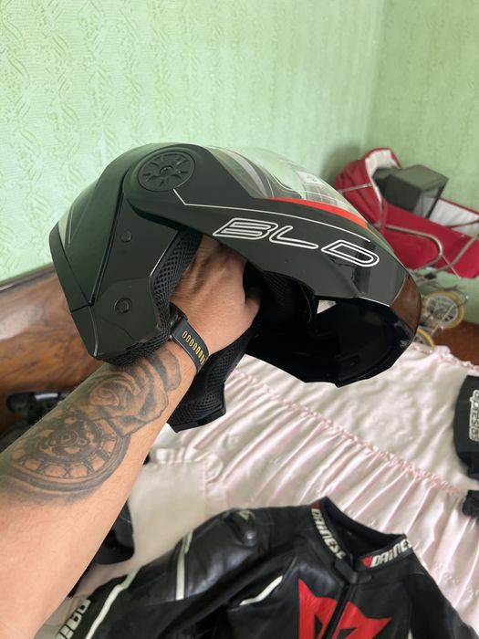 Каска за мотор размер L