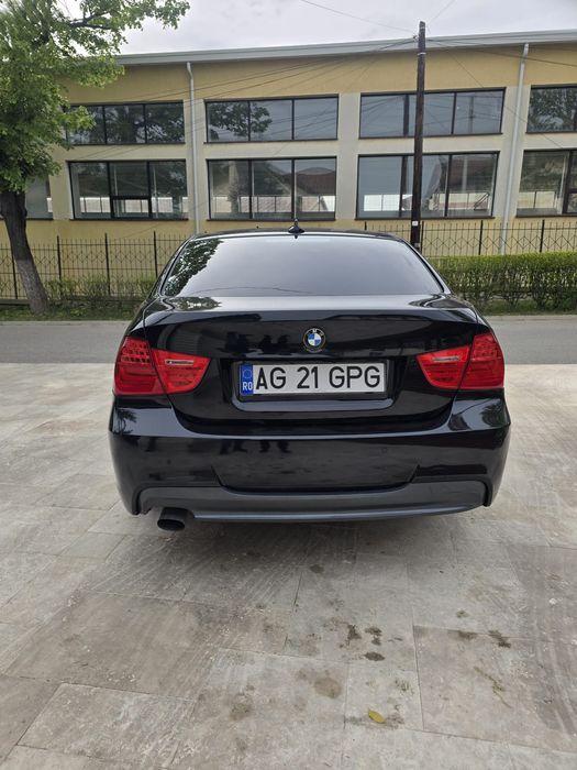 Bmw  e90LCI  anul 2010 pachet M