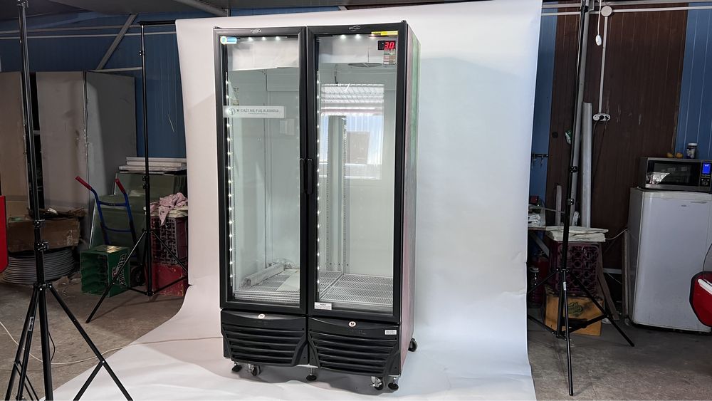 Vitrina frigorifica dubla cu led pentru sucuri