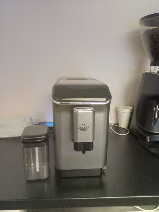 Кофемашина сотилади