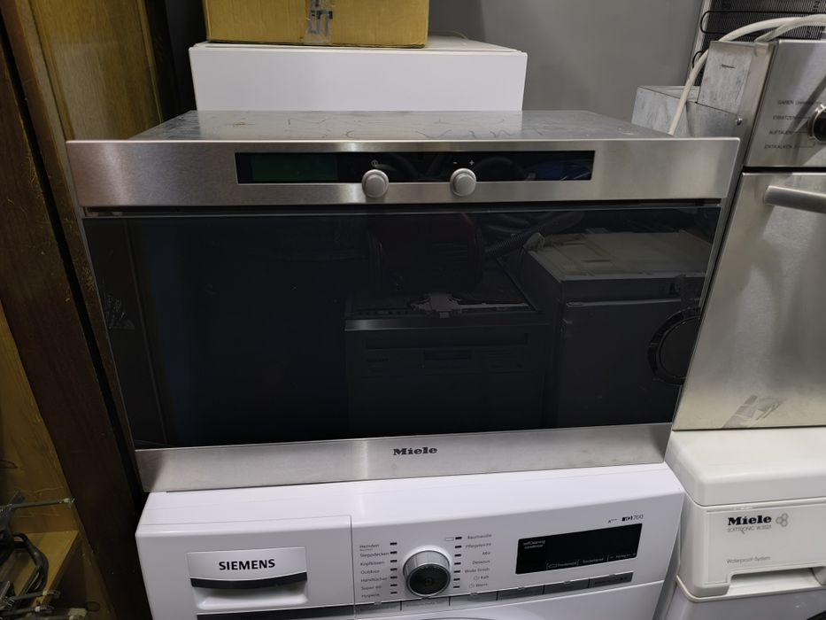 Фурна на пара Miele DG 2661 EDST