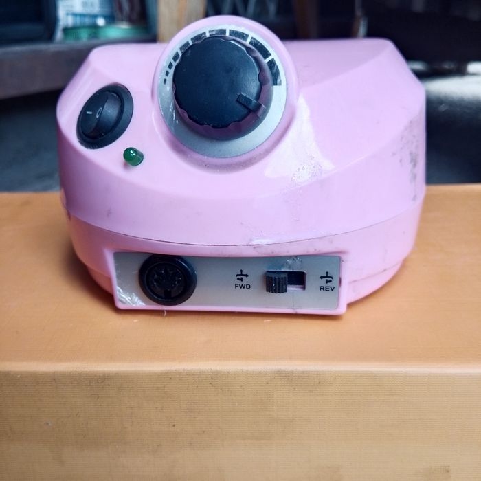 Маникюрный аппарат