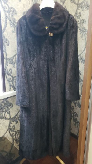 Норковая шуба,  цельная, новая, высшего качество