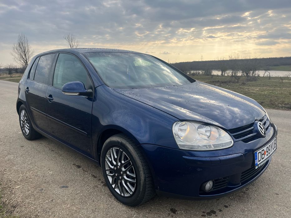 VW Golf 5 – 2007 – 1.6 MPI – Foarte economic și bine echipat!