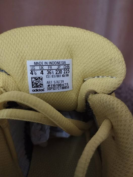 Pantofi adidas alergare mărime 36