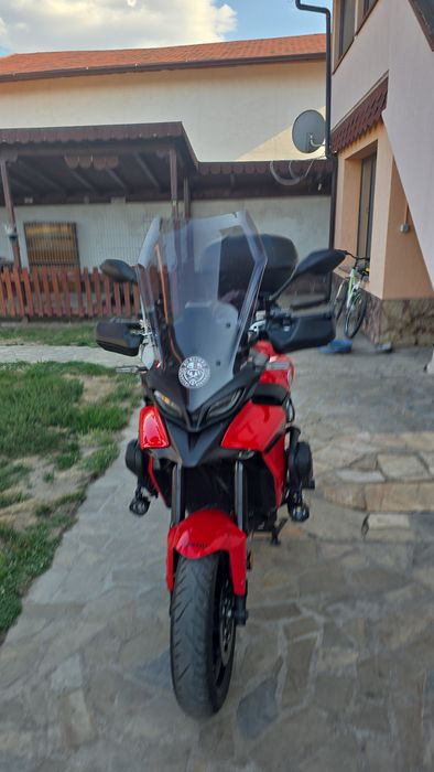 Къса слюда за ямаха мт09 треисър