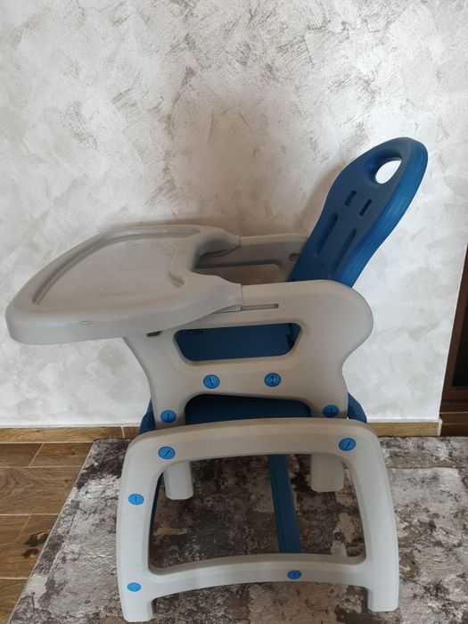 Scaun de masa 2 in 1