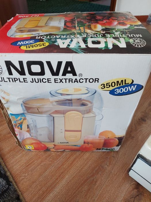 Соковыжималка срочно продается