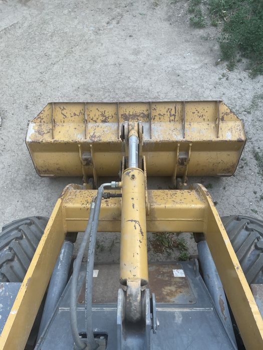 Продам погрузчик