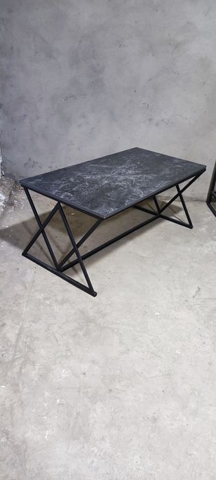 Журнальный столик в стиле лофт