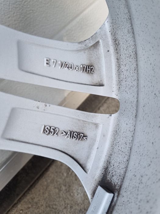 Roti iarna originale BMW X1 F48 X2 F39 styling 564 17 toli