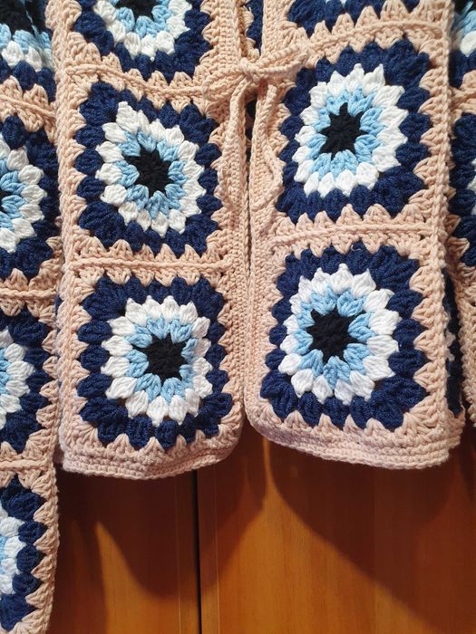 Cardigan crosetat