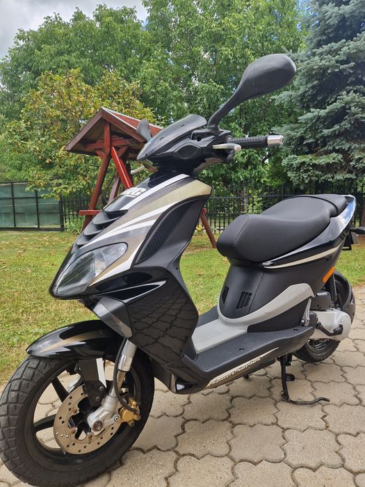 Scutere , Piaggio, Kymco, Peugeot,  49 cm