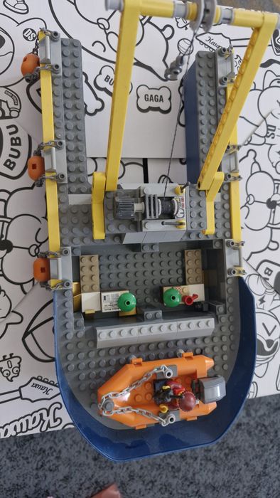 корабль LEGO оригинал