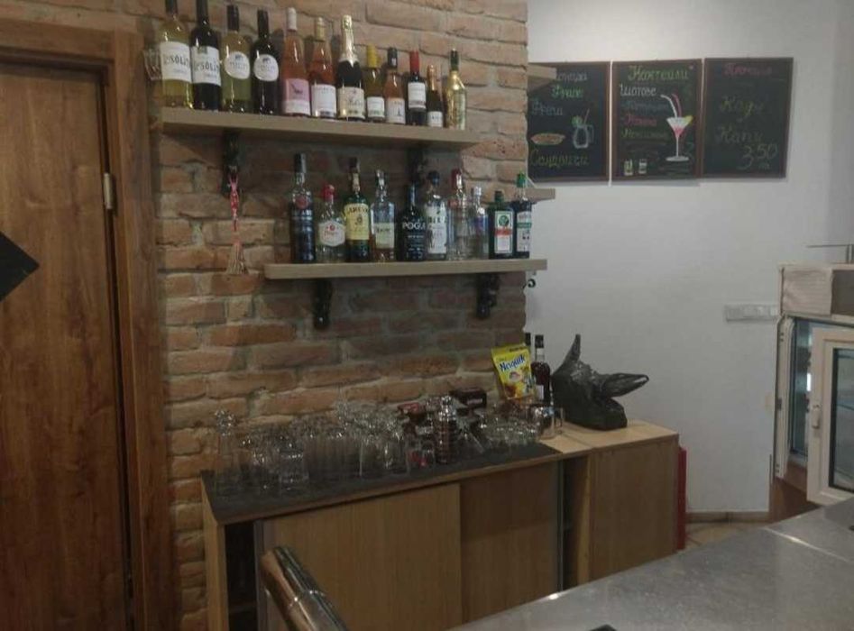 Продавам кокетно кафене 91 м2 в топ център гр. Варна