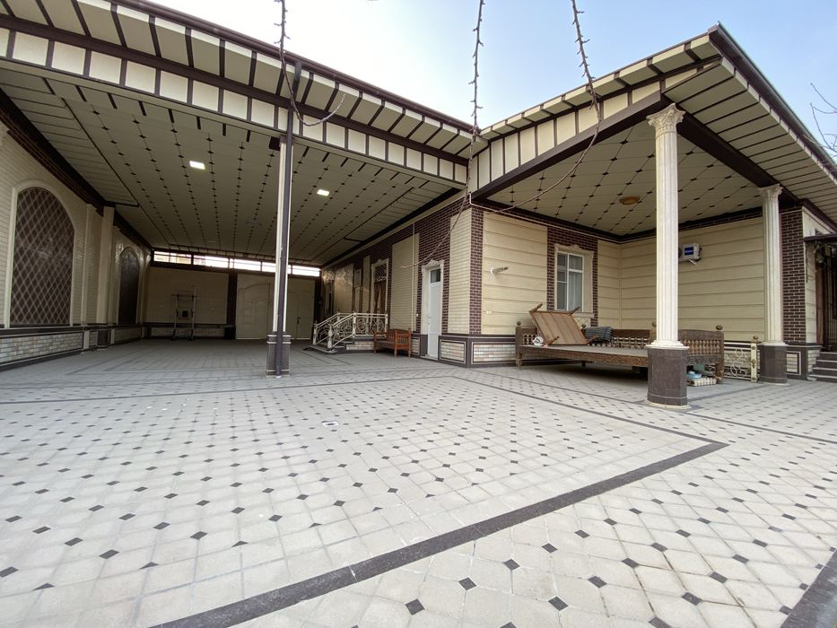 Ховли уй сотилади