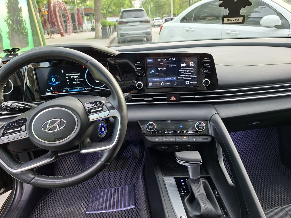 Продаю срочно сваю Хундай Элантра фул. Тоза. Чистая.