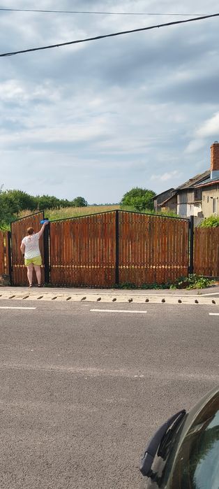 Teren intravilan de vânzare 6 euro/mp  -5000 mp