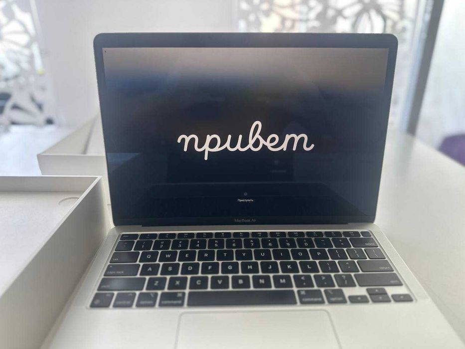 MacBook Air M1 13″ 8/256 ГБ