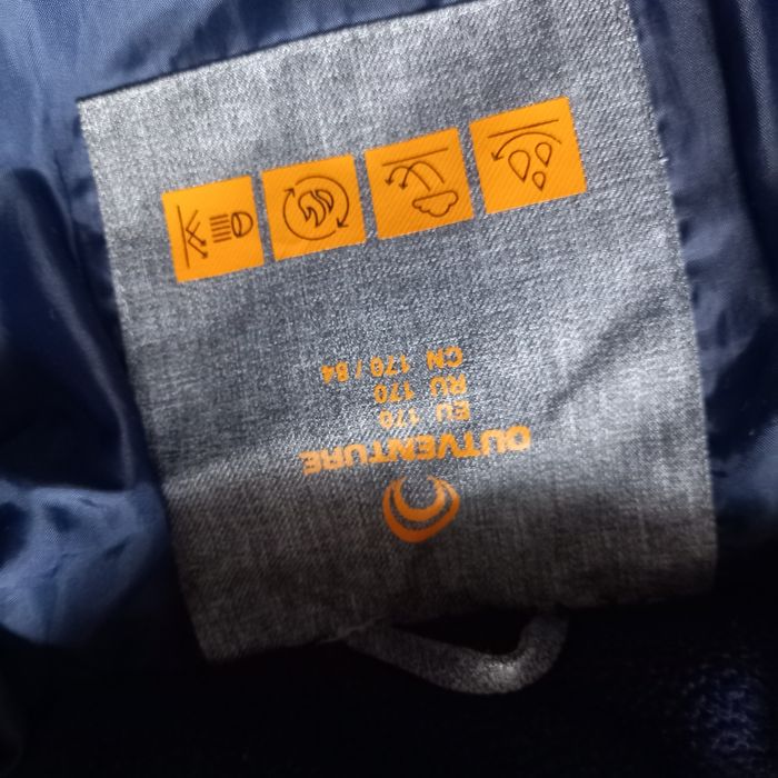 Продам куртку зима.