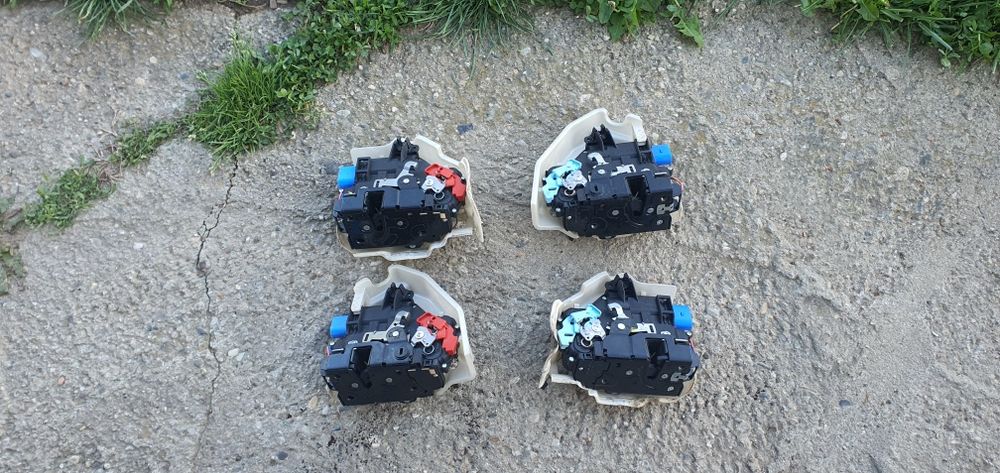 Broasca fata spate stanga dreapta golf 5 plus skoda oct 2 touran jetta