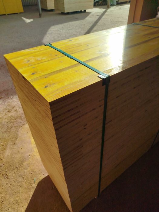 Vând panouri de cofraj tip doka