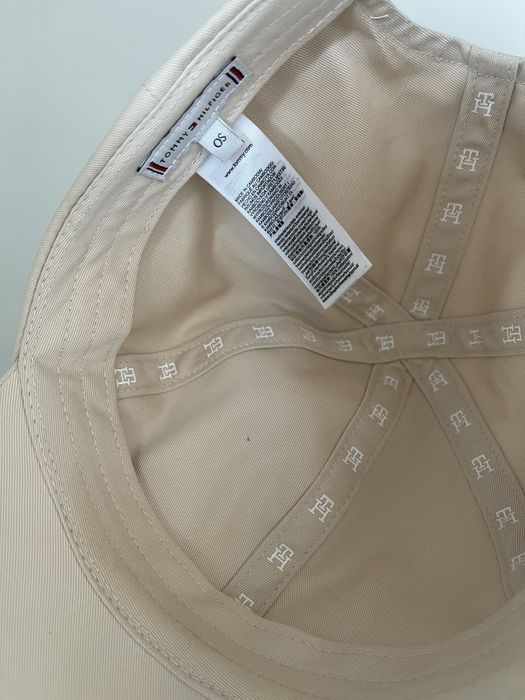 Tommy Hilfinger шапка