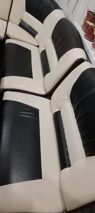 Кухонная уголок б/у продам.