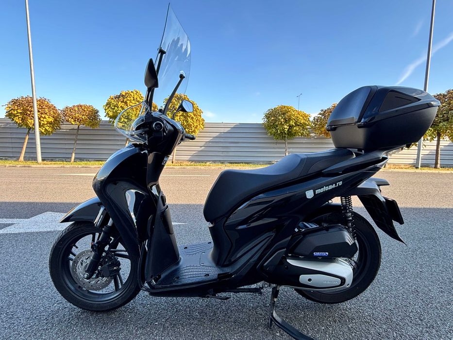 Vand scuter Honda SH125i/ 2025/ 860 km/ Avariat