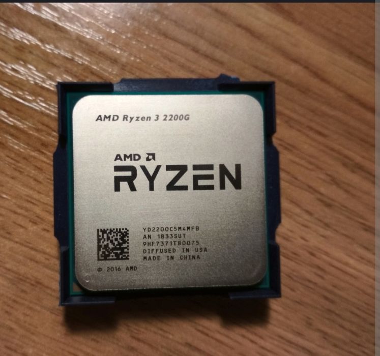 Процессор Ryzen 3 2200g