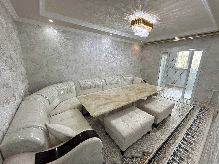 №3830.Продается 2х-комнатная квартира 77 серия.