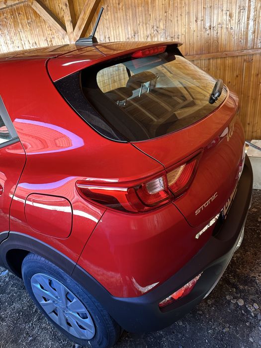 Kia Stonic hybrid automat noua 53km