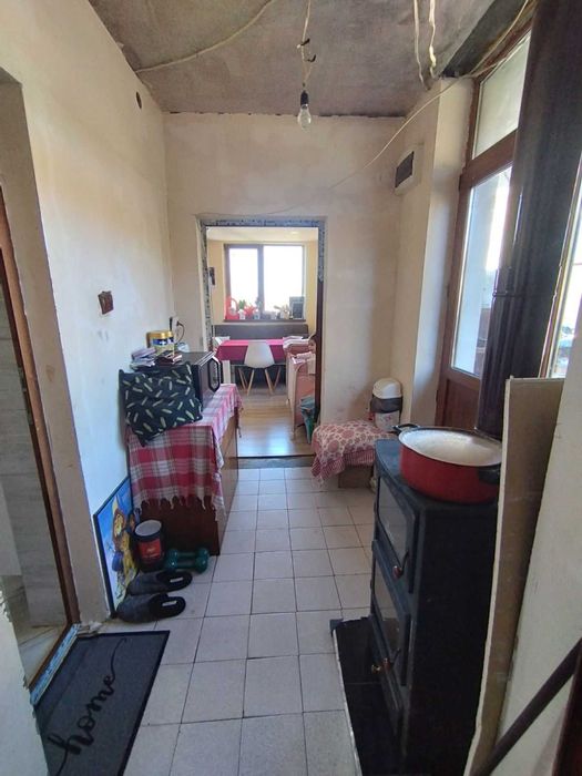 КЪЩА с.Руец! 5км. от гр.Търговище