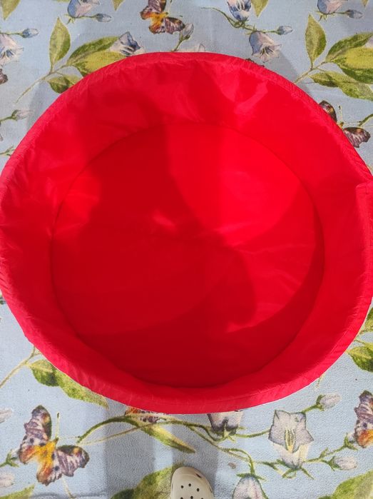 Сухой бассейн для шариков или игрушек