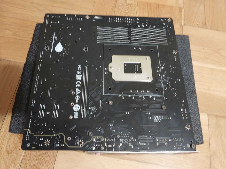 Intel i5 8600K + MSI B365M Mortar + 32GB DDR4 HyperX Fury