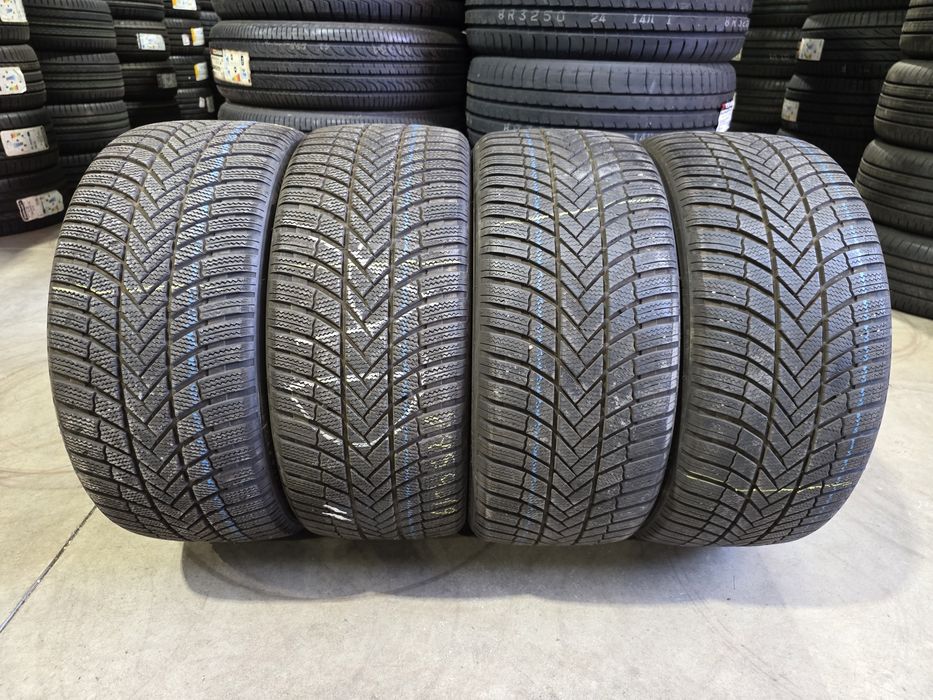 245/40/19 BRIDGESTONE 4бр