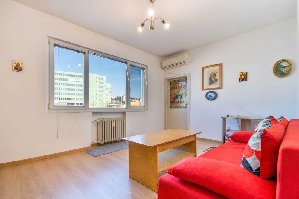 Двустаен апартамент в Оборище