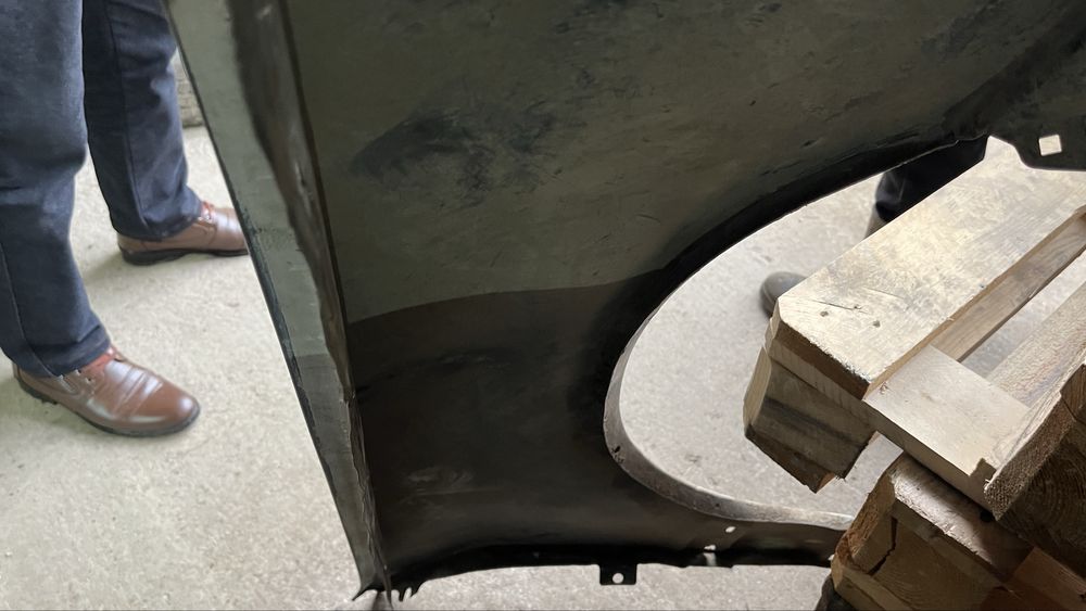 Переднее левое крыло ауди 100