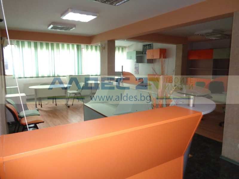 Продава се функционален офис в Оборище!