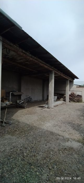 Hovli sotiladi6 sotix