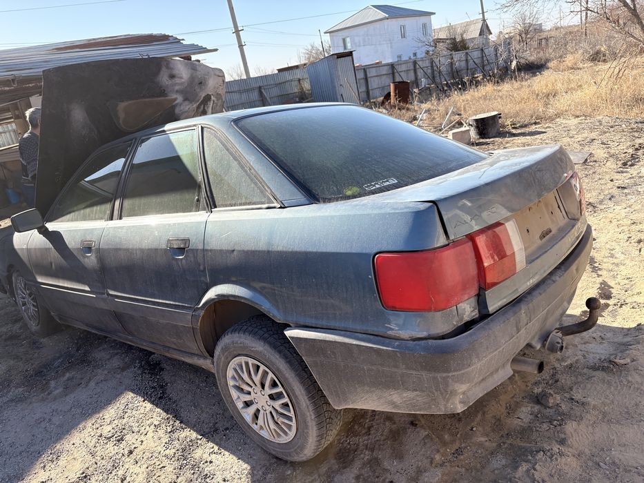 Запчасти на Ауди 80