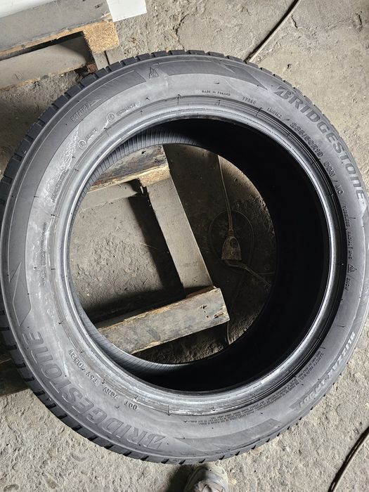 2 anvelope iarna 235 50 19 Bridgestone 2021