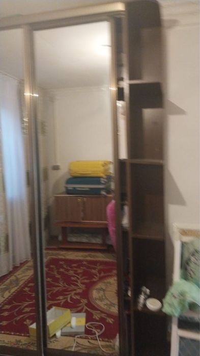Шкаф с зеркалом раздвижные