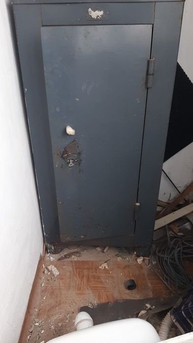 Продаётся   сейф