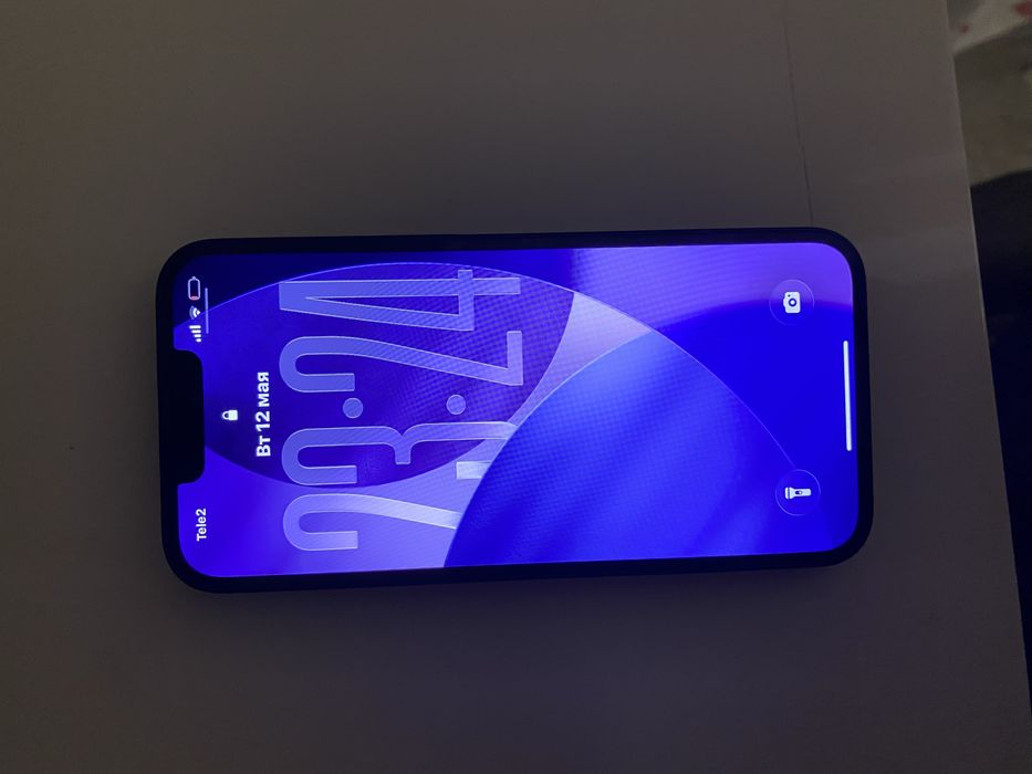 iPhone 13 темно синий