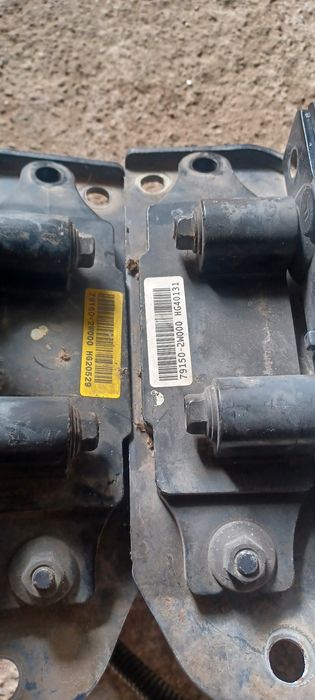 Панти за преден капак Hyundai Santa fe 3, с пиропатрони лява и дясна