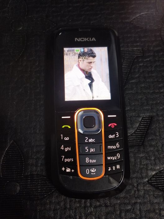 Assalom alekum Telefon Sotiladi Original Nokia 2600 klassik